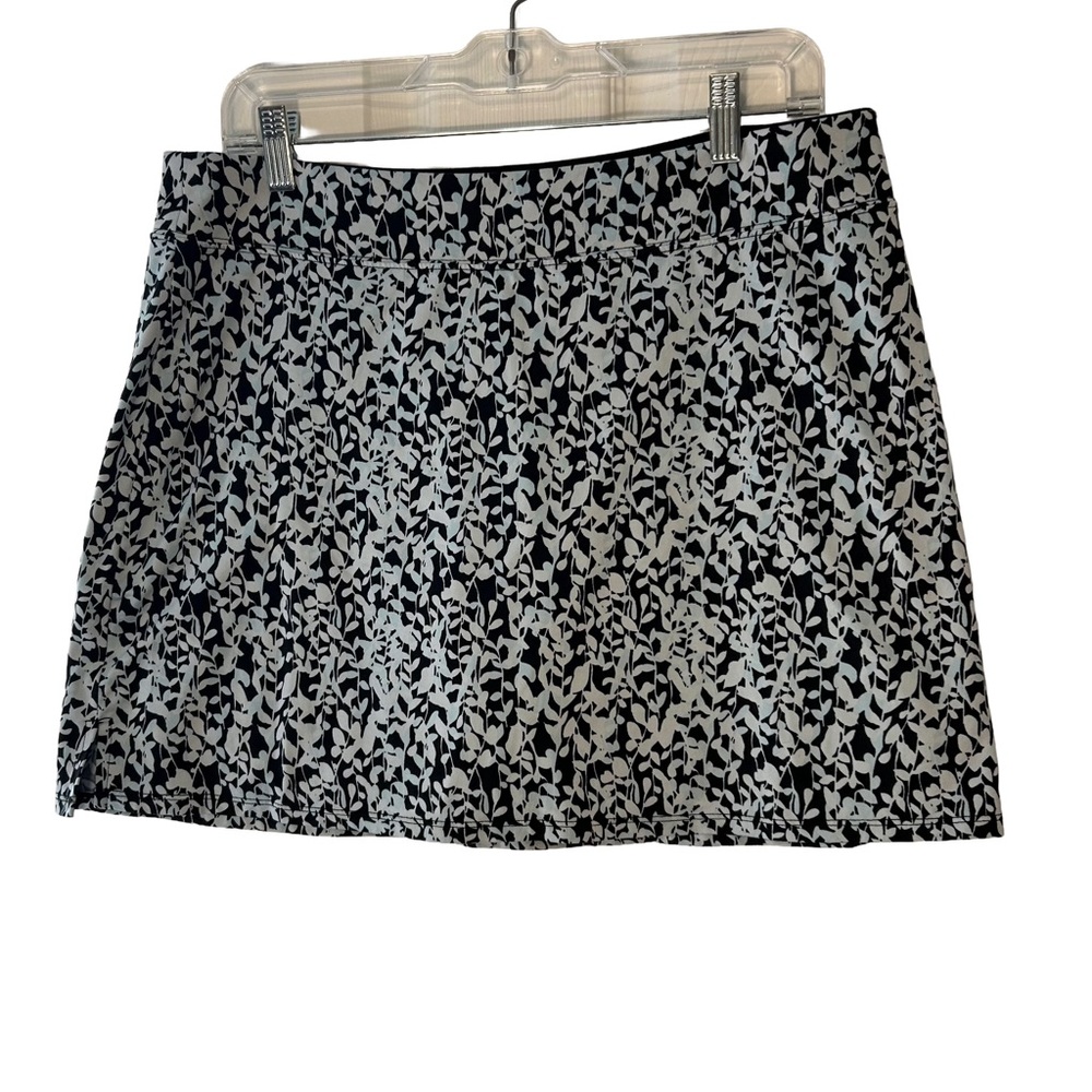 Tranquility by Colorado Clothing Black and‎ Light Blue Mini Skort